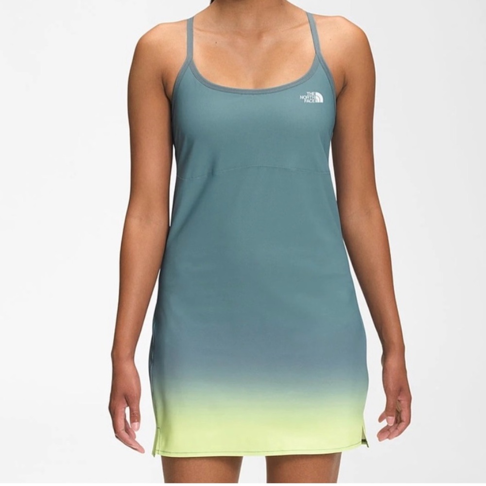 The North Face Arque Hiking Dress Ombré Green to Yellow size small
